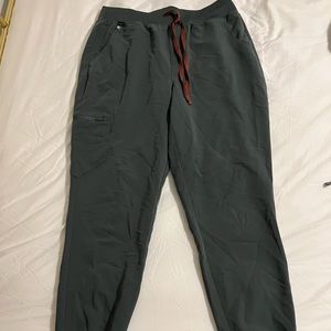 Figs scrub set, worn once!